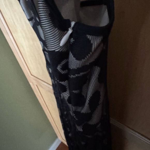 SHEIN Black and Cream Lace Overlay Dress - Picture 6 of 8